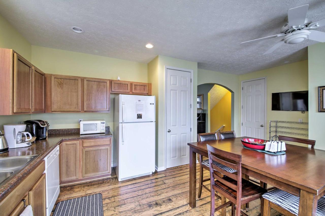 Arts And Design District Condo Steps To Monon Trail Кармел Екстериор снимка