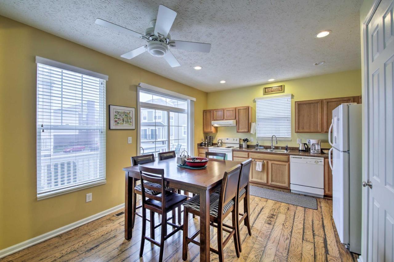 Arts And Design District Condo Steps To Monon Trail Кармел Екстериор снимка